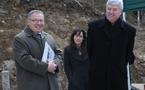(From left) Premier Darrell Dexter with Paul Pettipas, Nova Scotia Home Builders' Association  at the announcement in Upper Sackville.