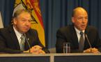 Premier Dexter (left) and Nova Scotia Power CEO Rob Bennett (right) take questions from media. (CNB photo)