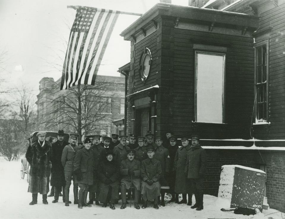 American relief workers in Halifax after the explosion in 1917